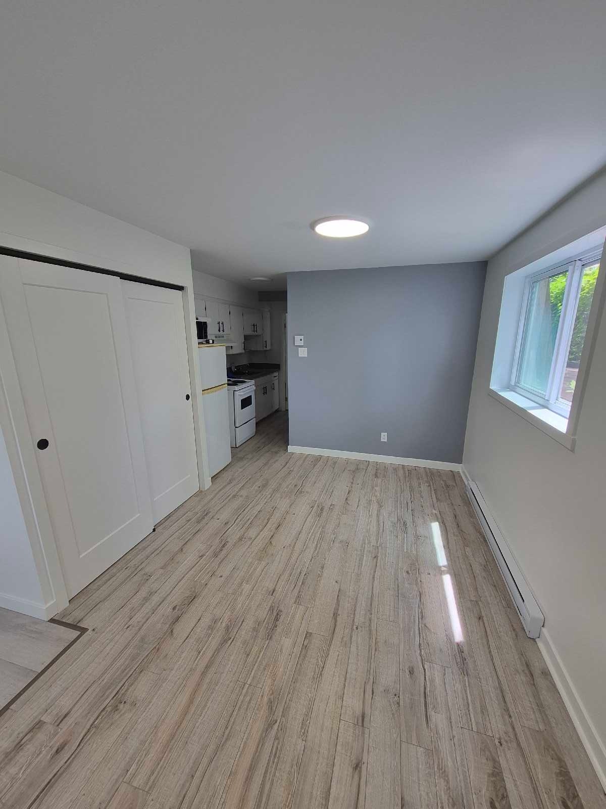 Appartement 3  1/2 Ahuntsic- Métro Sauvé — photo 2