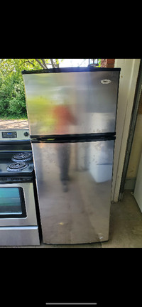 Apartment size 28 inch with top freezer bottom fridge stainless
