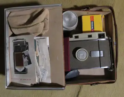 Vintage Polaroid 800 Camera with Case and extras, View more