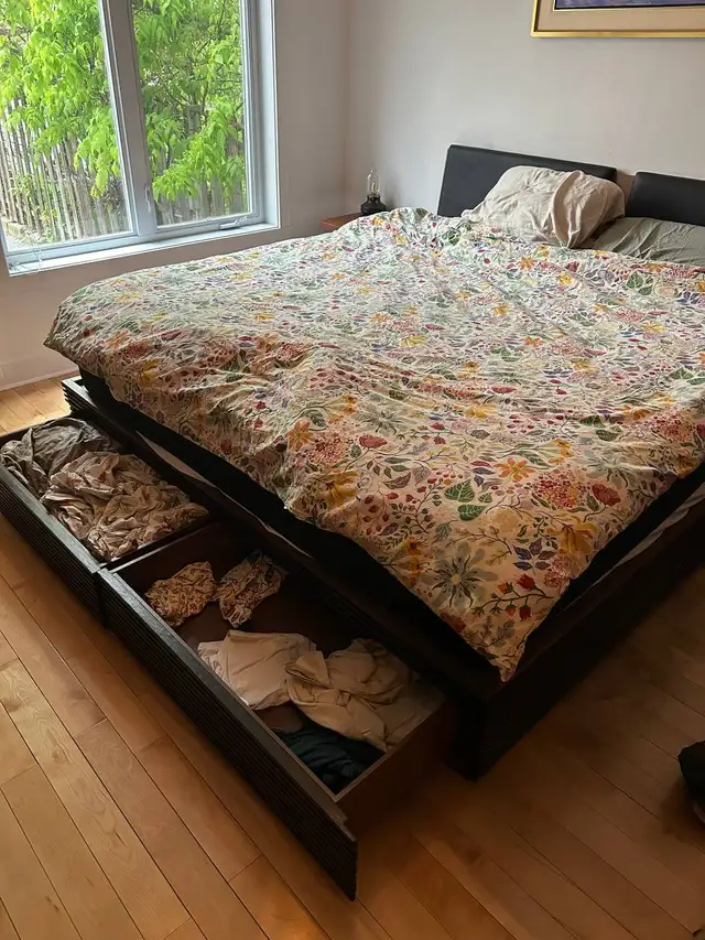Bedroom furniture set - Tanguay62863278183681121