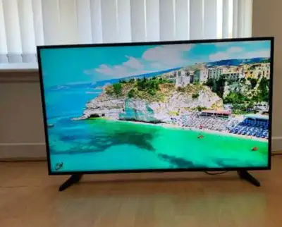 Samsung 40 inch TV, View more