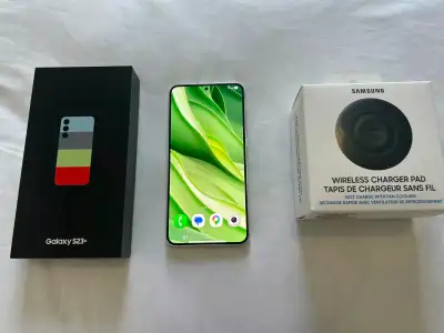 Like new Samsung Galaxy S23+ plus 512GB, Free wireless charger, View more