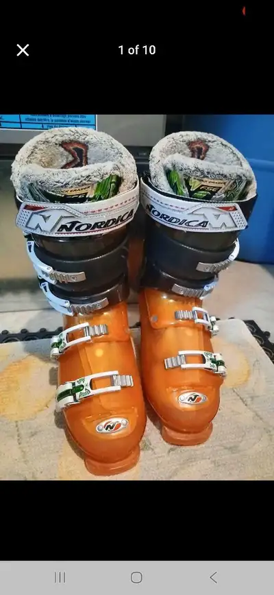These are in excellent condition and that shows. Well taken care of. They were kept in storage in a...
