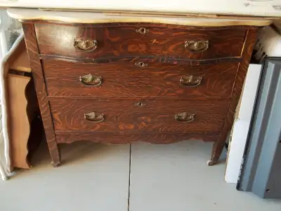 Vintage 3 drawer dresser, View more