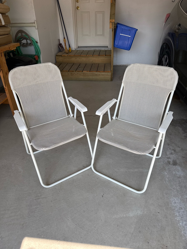 Folding Chairs (2) in Patio & Garden Furniture in Markham / York Region