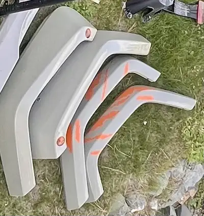 These are the original fenders from a 2018 Jeep Wrangler. These fenders are a direct fit for Jeep Wr...