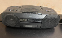 Sony CFD-8 AM/FM Cassette/CD Player