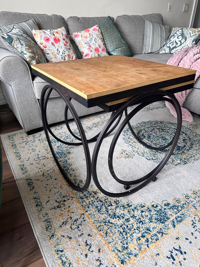 Nesting living room table in Coffee Tables in Mississauga / Peel Region