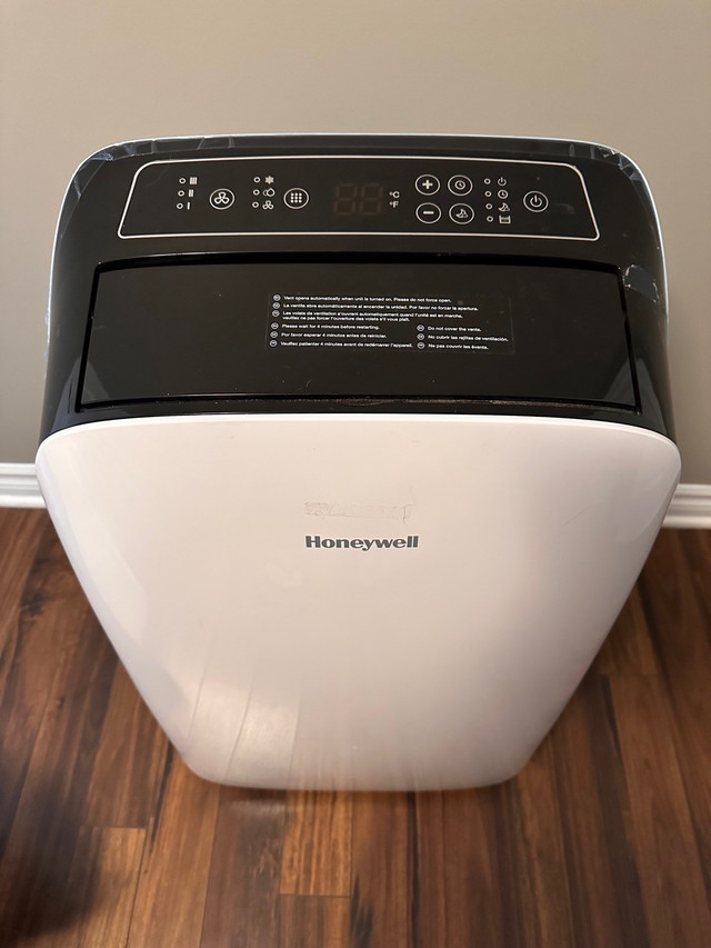 Climatiseur portatif Honeywell HL10CESWK HL séries 10,000 BTU  dans Chauffages et humidificateurs  à Ville de Montréal