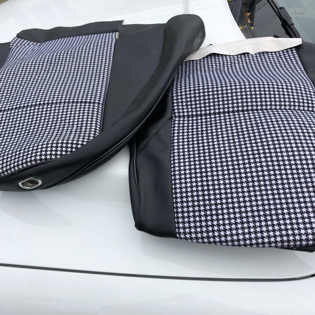 Spitfire seatcovers in Vehicle Parts, Tires & Accessories in St. Catharines