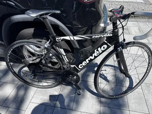 Cervelo SLC (Soloist Carbon) Superlite - Excellent Used Conditon in Road in Markham / York Region - Image 2