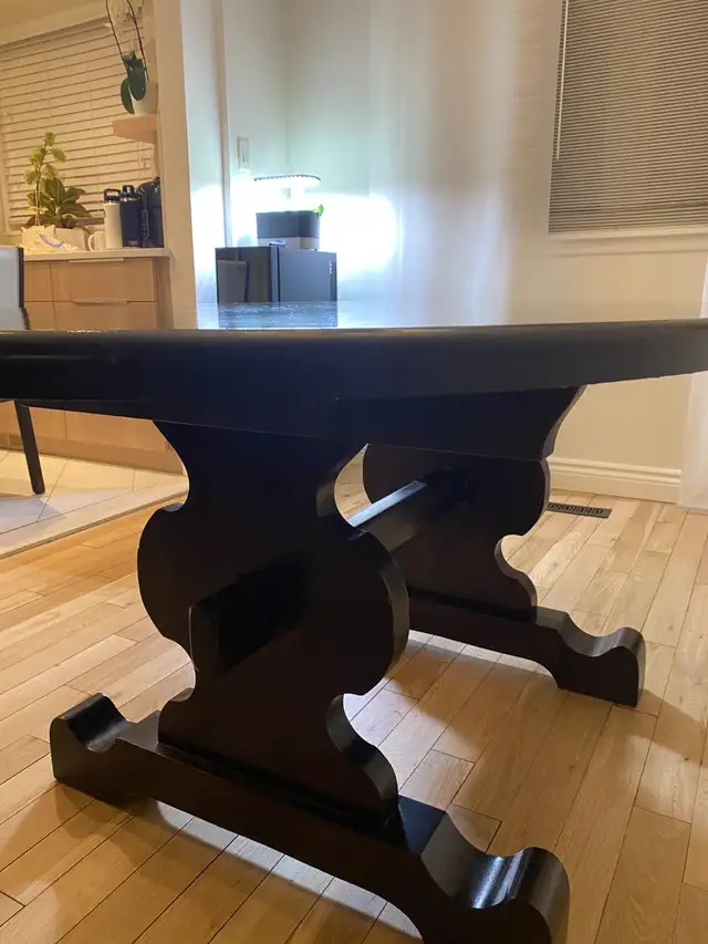 SOLID WOOD PINE TABLE in Dining Tables & Sets in Mississauga / Peel Region - Image 10