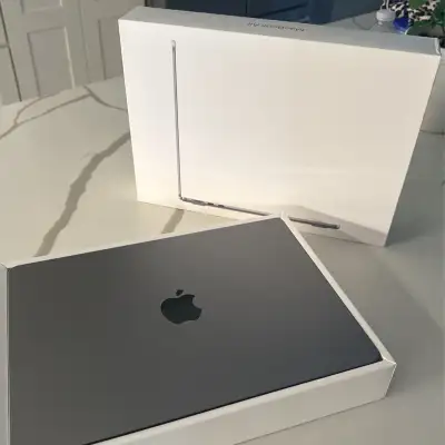 MacBook Air M2 (2023) 15 inch with AppleCare+, View more