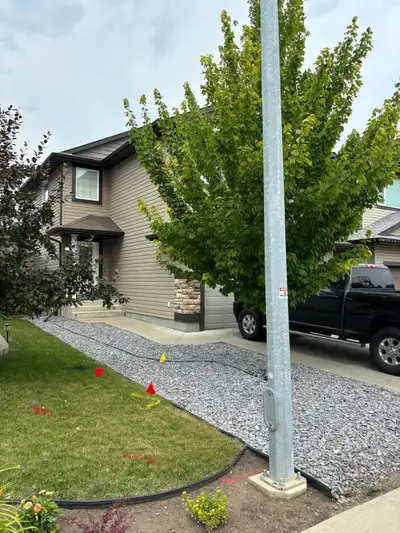 Beautiful 3 bedroom, 2-1/2 bathroom, attached 2 car garage house located in quiet Sherwood Park Neig...