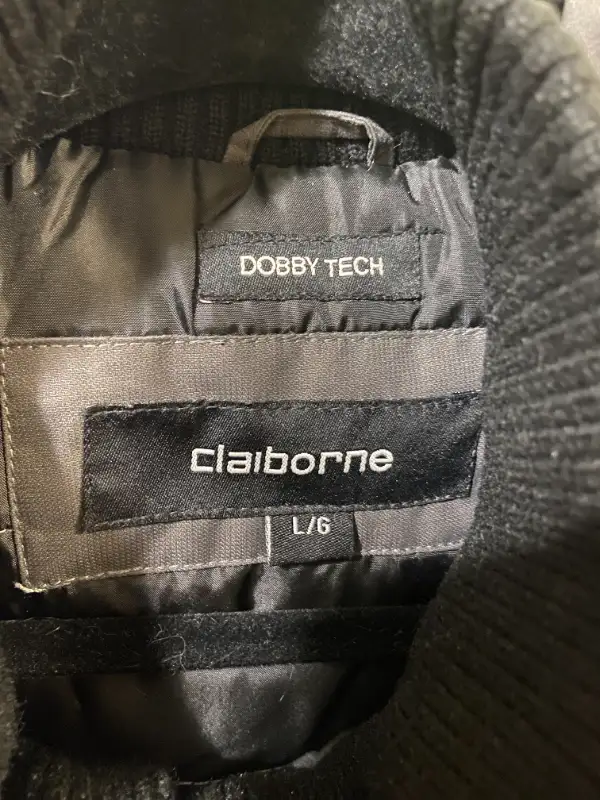 Claiborne Dobby Tech Men's Padded Utility Winter Jacket Coat in Men's in Oshawa / Durham Region - Image 7