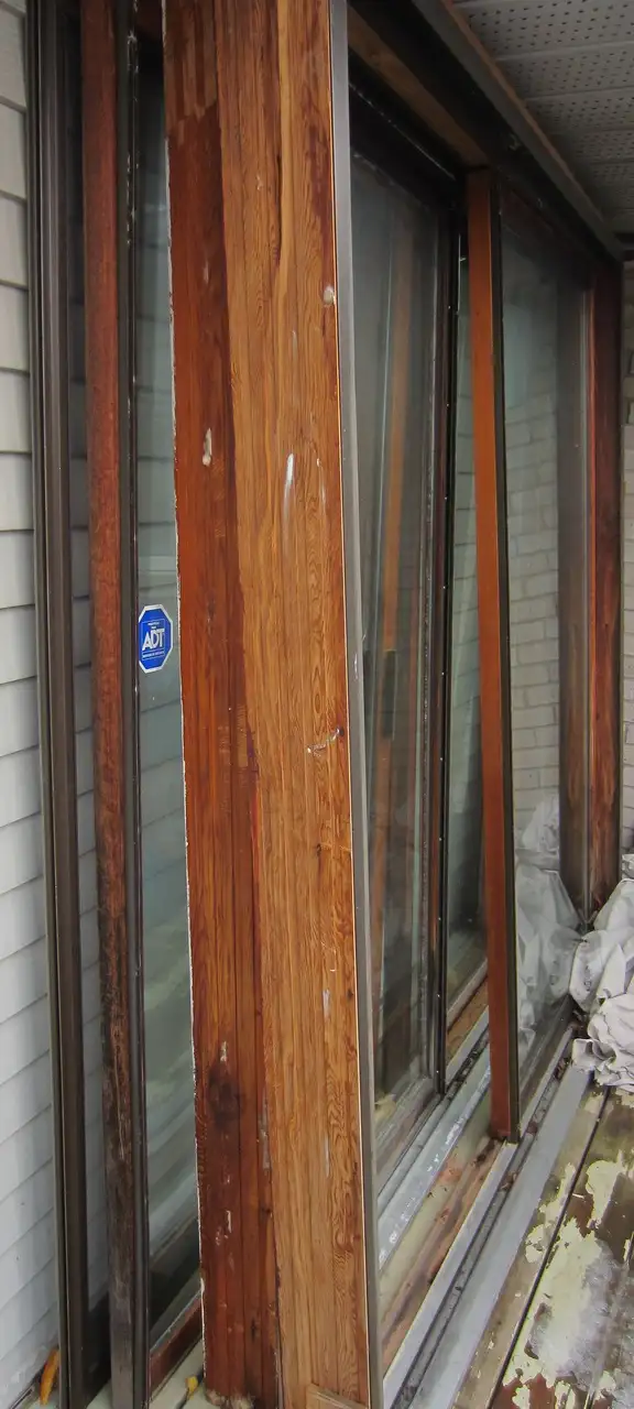 Wooden sliding patio doors (2 pcs) (72-1/2" x 82-3/4") in Windows, Doors & Trim in City of Montréal - Image 9