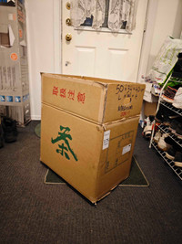 Moving boxes/Boîtes de déménagement