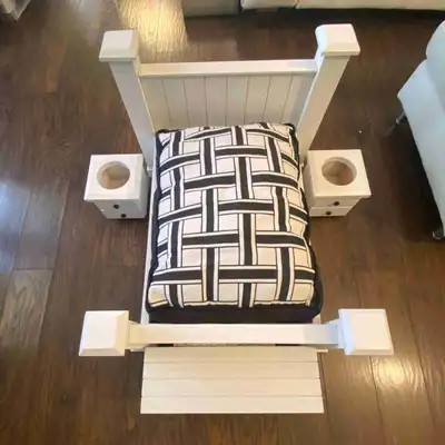 Sturdy 4-poster bed for a cat or small dog that comes with matching bedside tables and foot locker,...