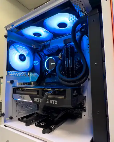 Beast Gaming PC - RTX 3060ti - i7-9700K - 32GB RAM - 500GB SSD, View more