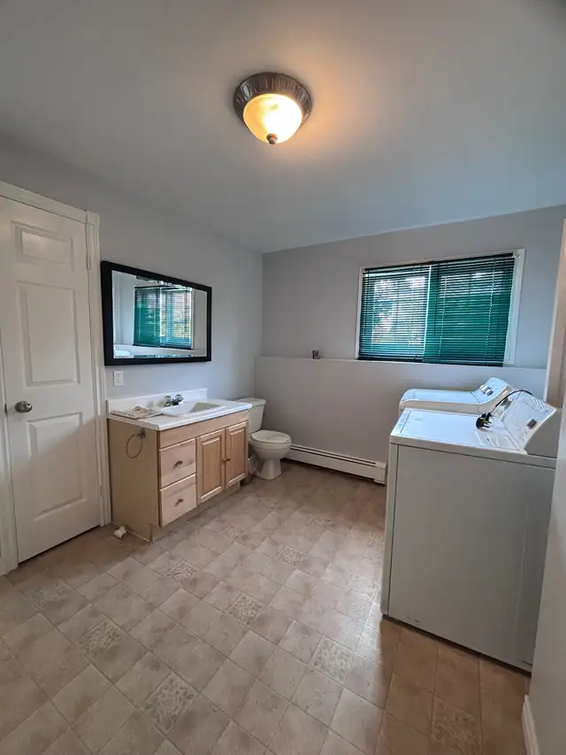 For Rent - Main Level of a House - East Royalty, Charlottetown in Long Term Rentals in Charlottetown - Image 7