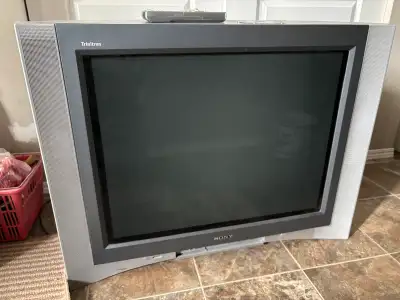 Sony Trinitron KV-32HS500 32-inch CRT TV, View more