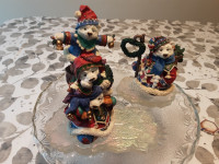 Two 1995 Polar Kins with Display Icebergs by Enesco.