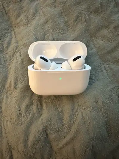 Apple AirPods Pro, View more