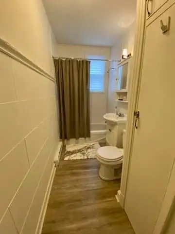 4 1/2 au centre-ville Bon secteur