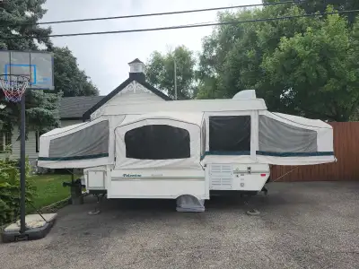 2003 Palamino Mustang pop up, with slide out dinnett. 14' box with storage trunk.Very clean unit.Ope...
