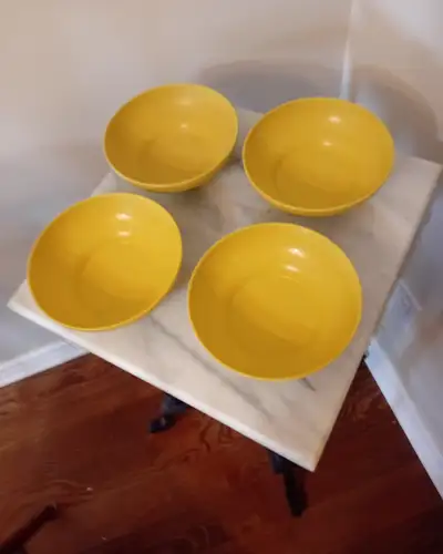 LOT OF 4 TUPPERWARE SOUP SOUP CEREAL BOWLS - NO LIDS, View more