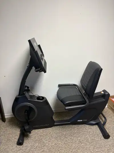 ProForm 325 CSX recumbent exercise bike, in brand new, never used condition! Offers a smooth and eff...