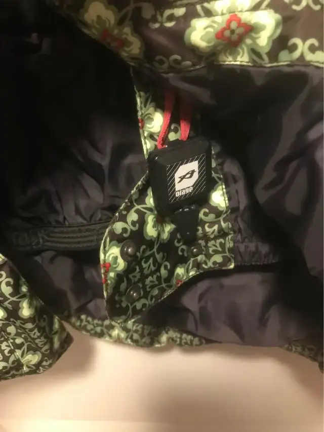 Winter coat size 14 (kids) in Kids & Youth in Dartmouth - Image 5