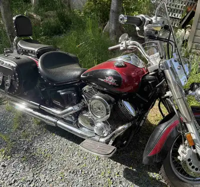 VStar 1100 runs great, let me know if there are any questions 38k on it, low mileage for the year *...