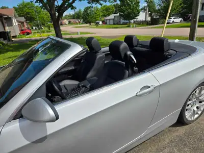 2007 BMW 328i Cabriolet Will sell certified 58,000 km Never driven in winter.