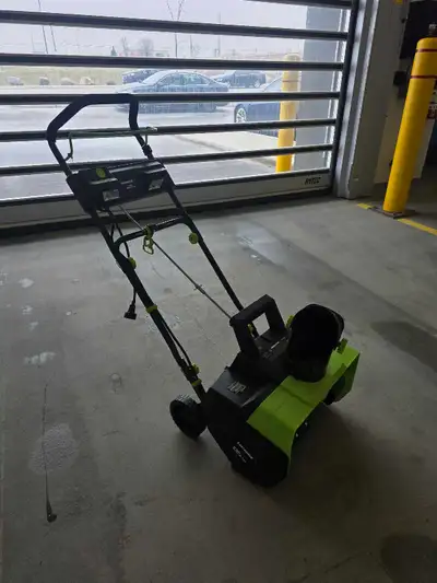 USED Earthwise SN75018 18" Electric Snow Thrower, View more
