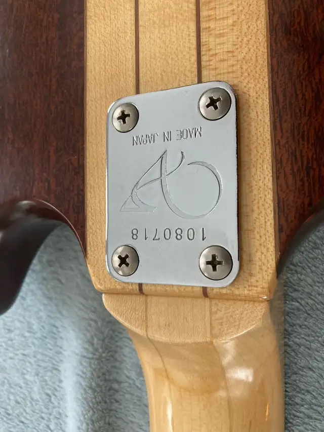 Guitares et Bass gaucher électrique et acoustique in Guitars in Lanaudière - Image 3