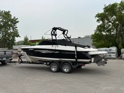 Low Hour 2007 Monterey 214FS. Beautiful 21.5 feet long, and 23’ including the swim platform, capacit...