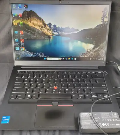 Lenovo Thinkpad E14 Intel Core i5-11eme 2.4 Ghz 16 GB 256 GB, View more
