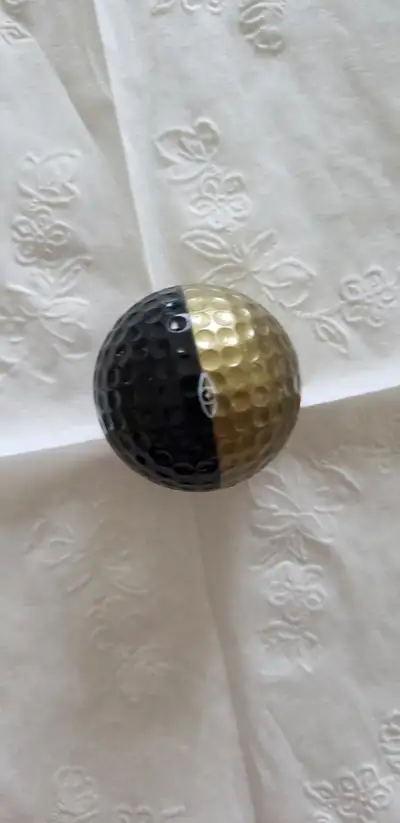 Black & Gold vintage rare Black & Gold golf ball