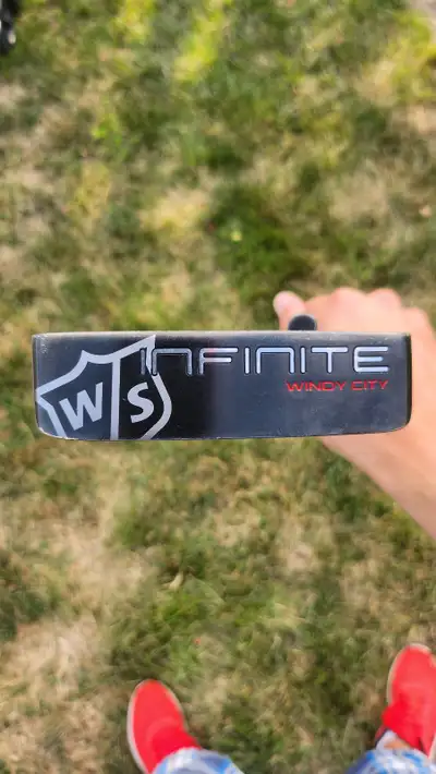 Wilson Infinite "Windy City" Blade Putter (RH), View more