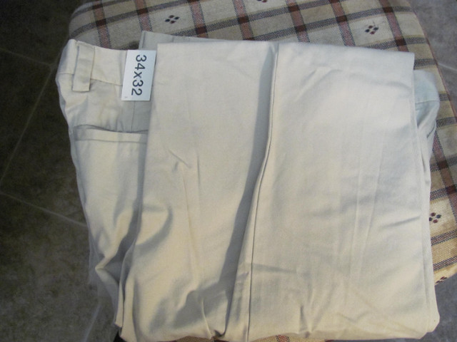 New Price *** Pantalon coton (2) - Cotton pants (2) in Clothing - 2T in Gatineau