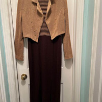 Robe avec petite veste Zahra gr 8beige et brune