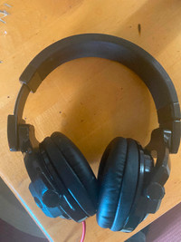 JVC wired headphones