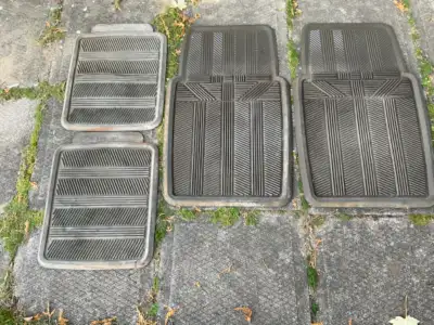 Tapis d’auto d’hiver, View more