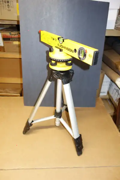 JOHNSON LASER LEVEL - BATTERY INCLUDED. READY TO BE USED., View more