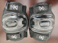 2XS Hockey Knee and Elbow Pads - Childrens