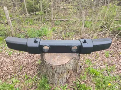 Jeep Wrangler Jk Front Bumper. Great Shape, small crease on right side. From a 2016 rubicon.