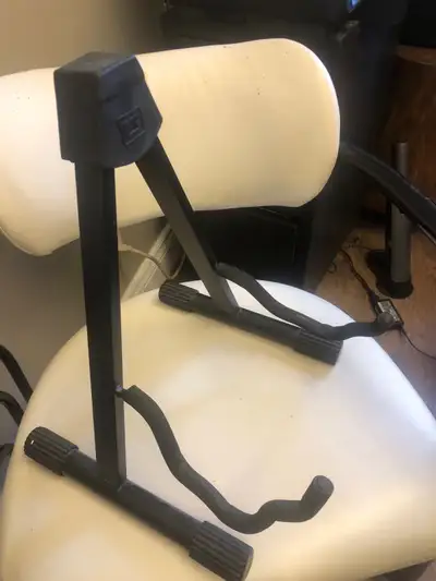 Gator Frameworks guitar &Bass stand, View more