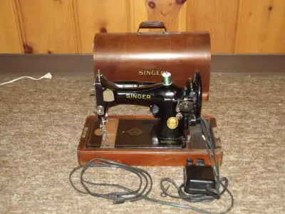 Antique Electric Sewing Machine, Runs Fine, Still have Original Key(unfortunately it is in 2 pieces,...