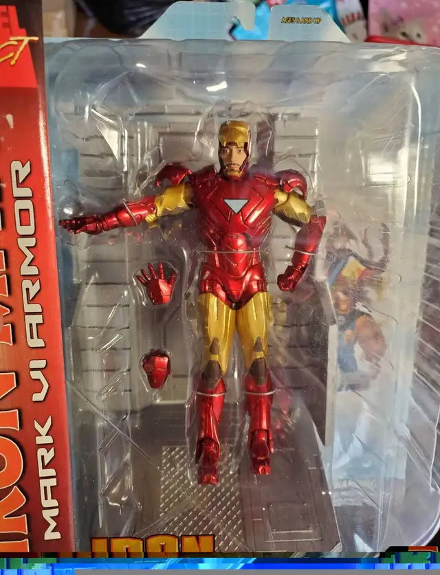 Marvel Select Iron Man 2 Mark 6 in Toys & Games in City of Toronto - Image 5